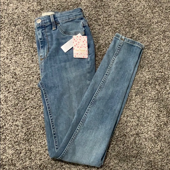 Free People Denim - LIKE NEW Free People High Waisted Jean